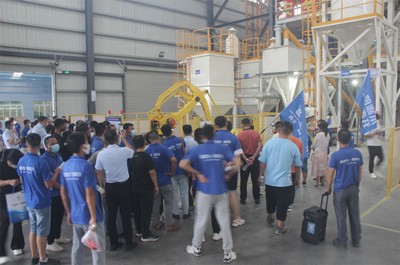 青龙家装防水五周年庆 吹响3.0时代号角，引领互联网销售新浪潮